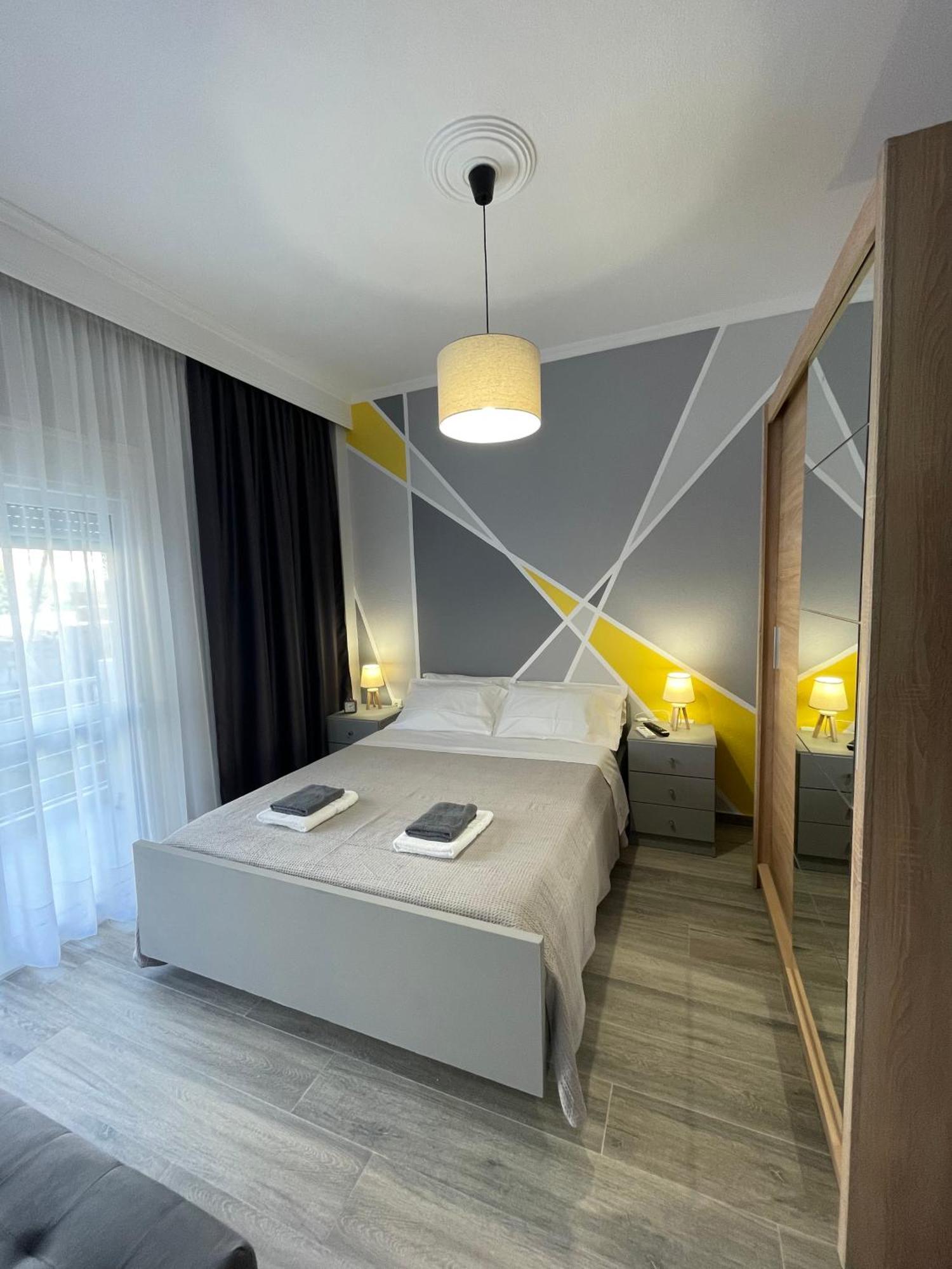 Dt Luxury Apartment Néa Péramos Buitenkant foto