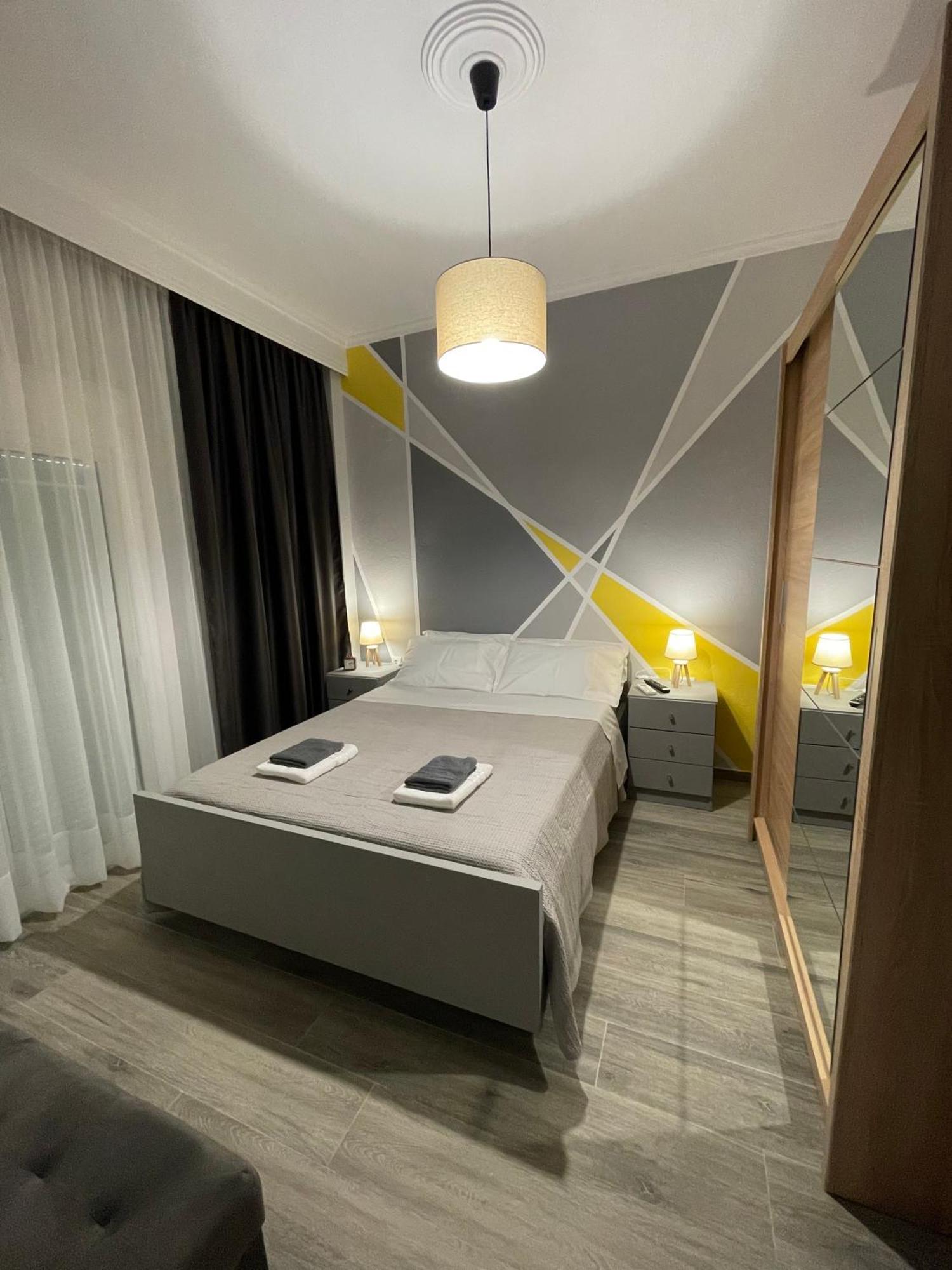 Dt Luxury Apartment Néa Péramos Buitenkant foto