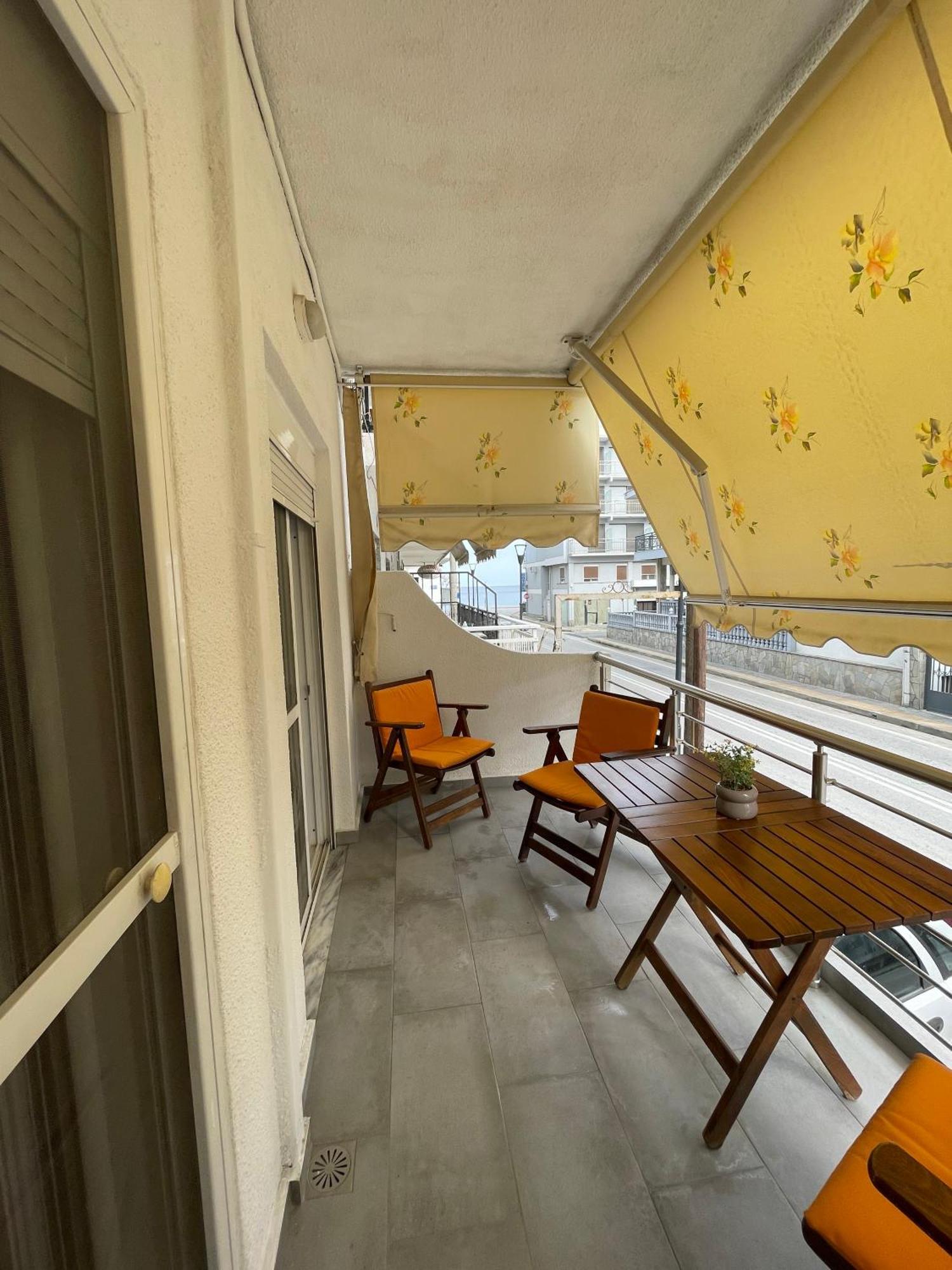 Dt Luxury Apartment Néa Péramos Buitenkant foto